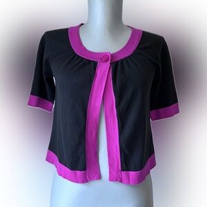 Loft (AnnTaylor) Petite Black with Magenta Trim Knit Short Sleeve Cotton Sweater